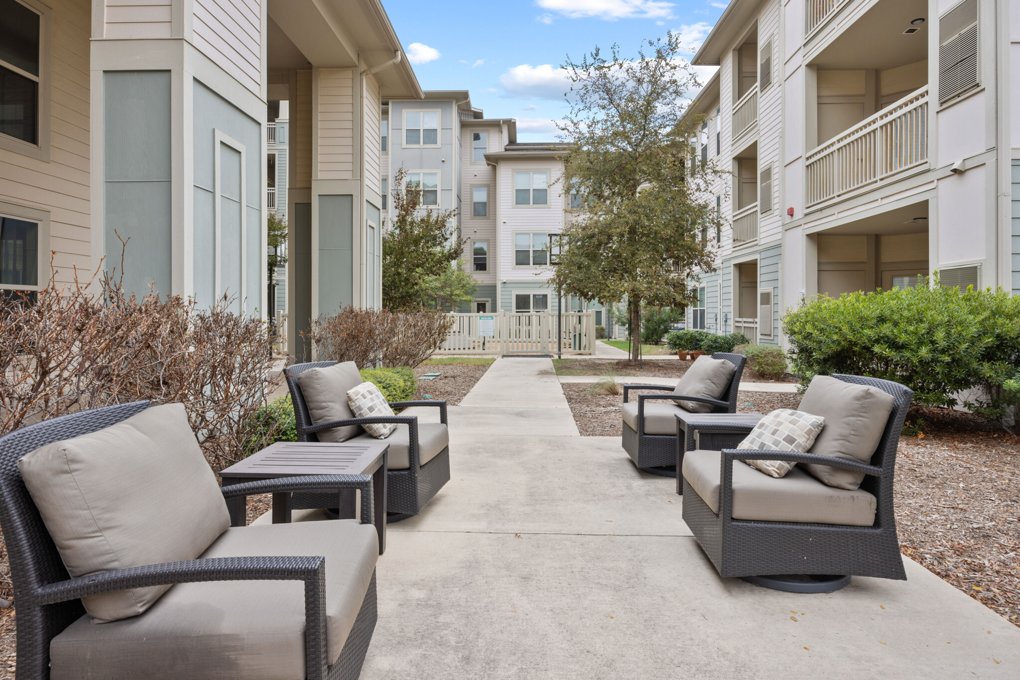 21902_Franklin_Park_211